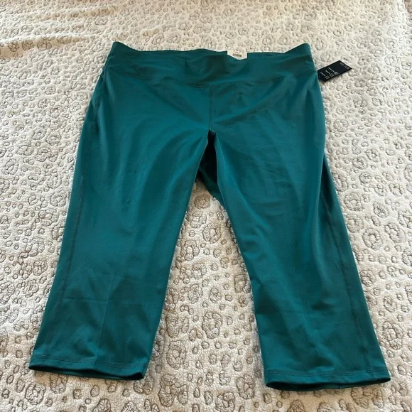 NWT Ideology Women’s Plus Size 3x Capri Leggings - Picture 5 of 8